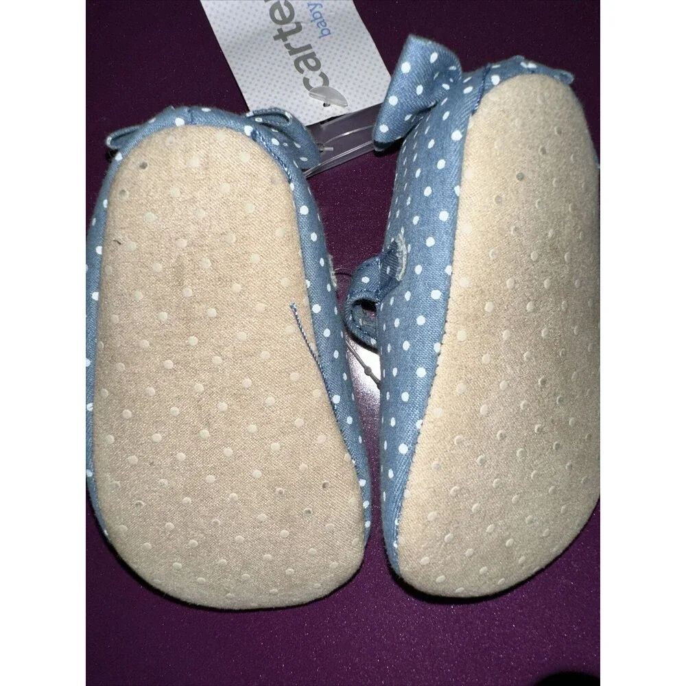 Carter's Size 0-3 months Baby Girl crib Shoes Blue Polka Dot With Bows New